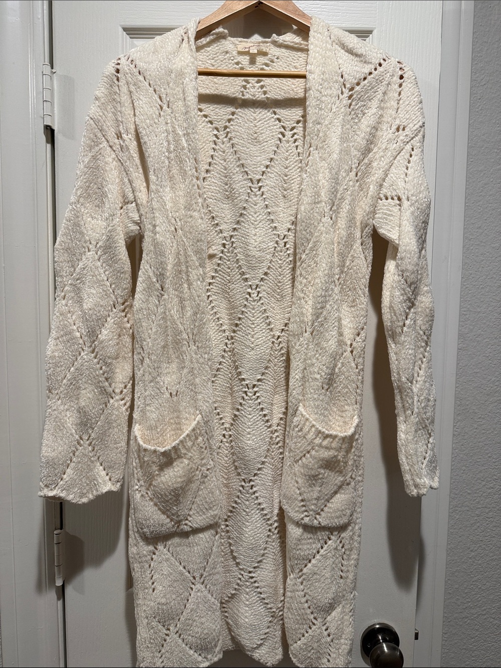 Mystree Open-Front Cream Knit Cardigan with Pockets